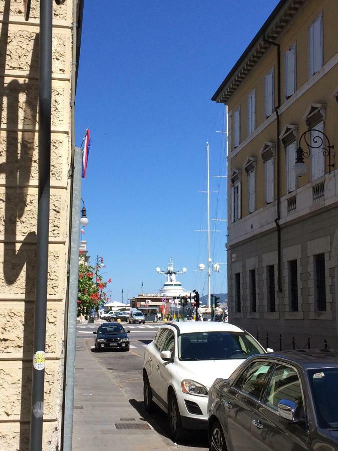 Le Rive Del Revoltella Apartment Triest Exterior foto